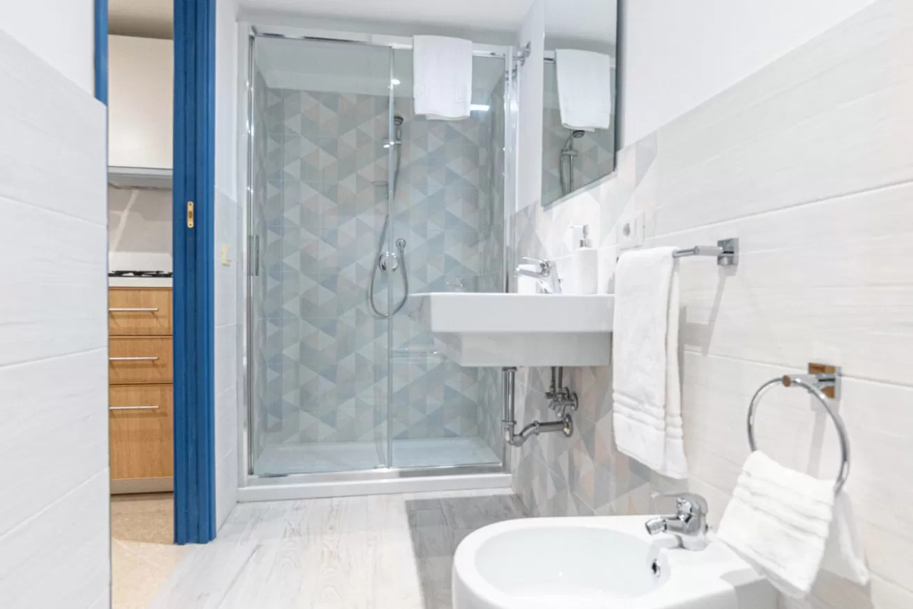 le 4 perle apartments bagno appartamento cucina