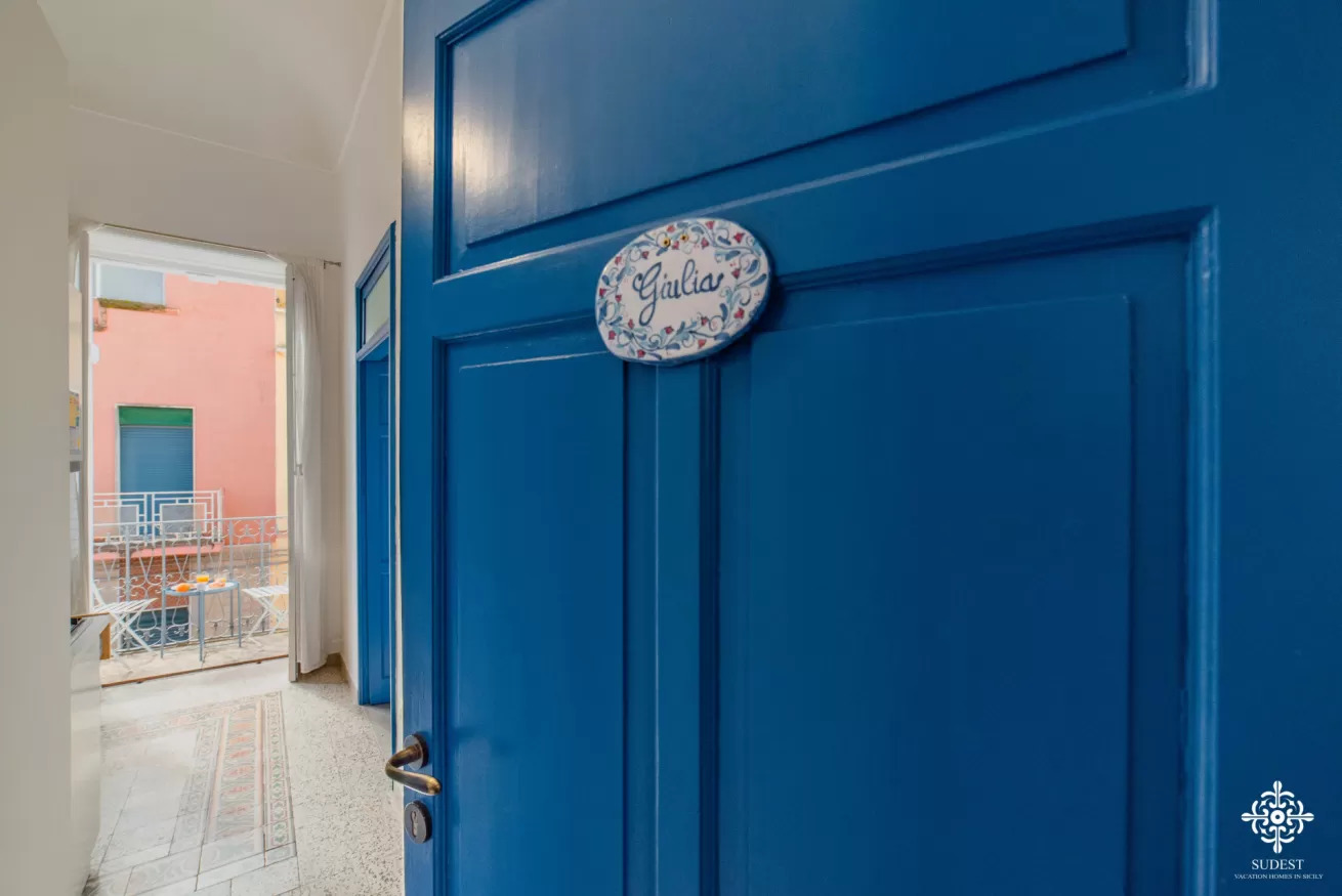 le 4 perle apartments ingresso camera Giulia